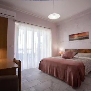 Etna Sea House Olaszország